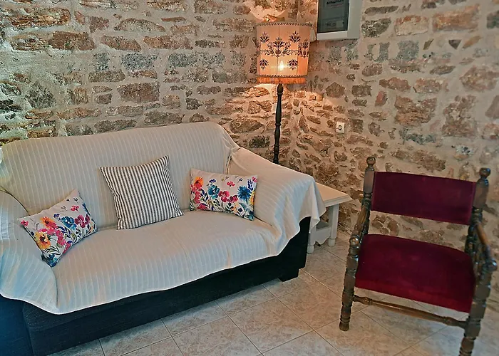 Gamvrias Chalet Σαλέ *